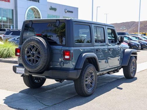 Anvil Clearcoat 2026 Jeep Wrangler Sport