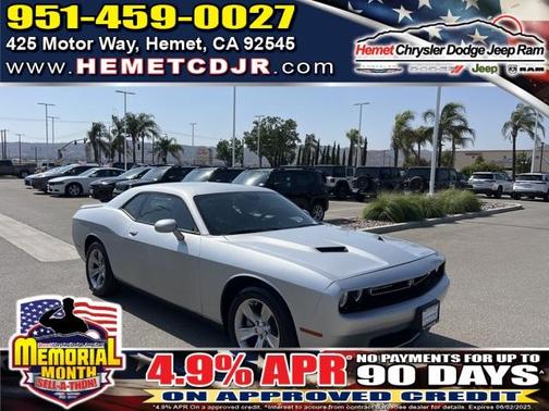2022 Dodge Challenger SXT