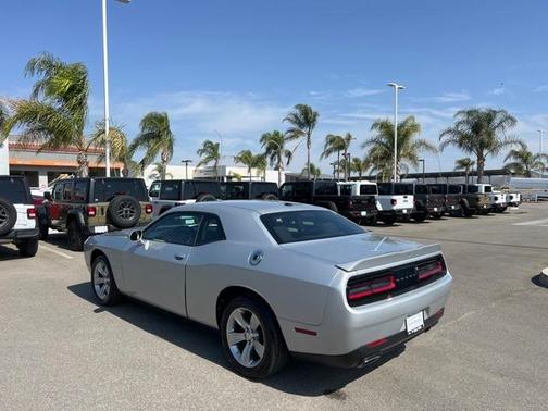 2022 Dodge Challenger SXT