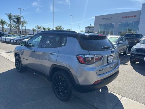 2022 Jeep Compass Altitude