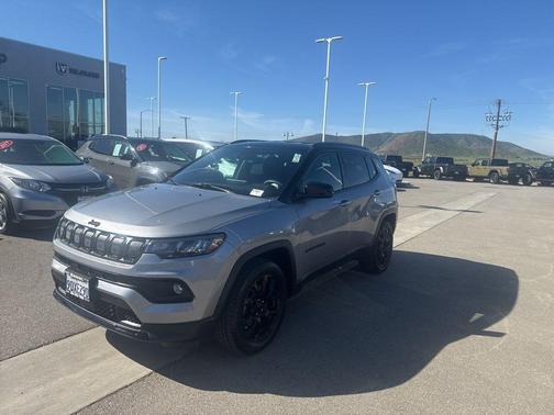 2022 Jeep Compass Altitude