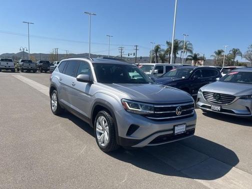 2022 Volkswagen Atlas 3.6L SE w/Technology