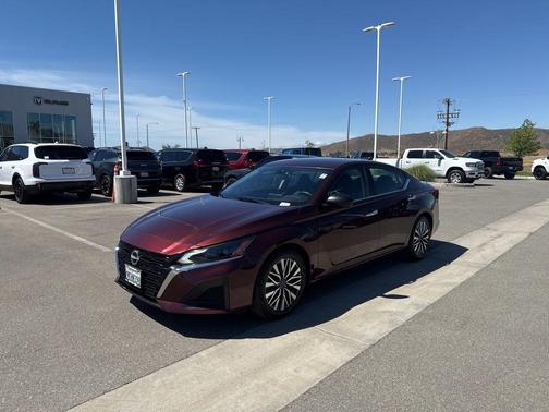 Garnet Pearl 2024 Nissan Altima 2.5 SV