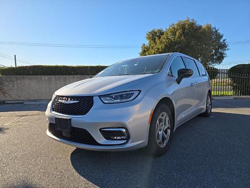 2024 Chrysler Pacifica Limited