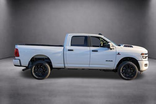 Bright White Clearcoat 2027 RAM 2500 Big Horn