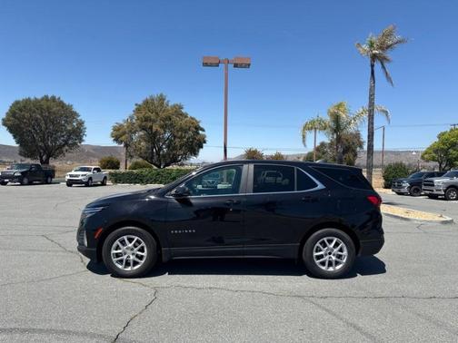 Mosaic Black Metallic 2023 Chevrolet Equinox 2LT