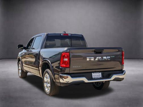 Granite Crystal Clearcoat Metallic 2026 RAM 1500 Big Horn