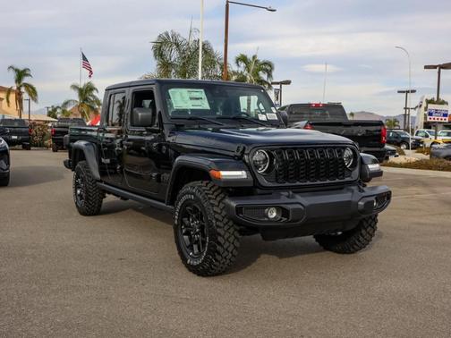 2025 Jeep Gladiator Sport