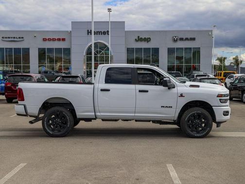 Bright White Clearcoat 2026 RAM 2500 Big Horn