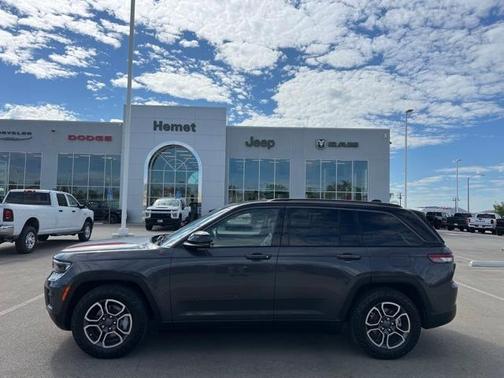2022 Jeep Grand Cherokee Trailhawk