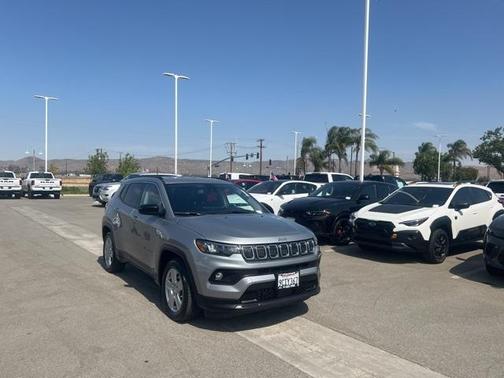 2022 Jeep Compass Latitude