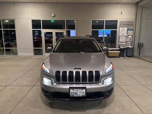2018 Jeep Cherokee Latitude