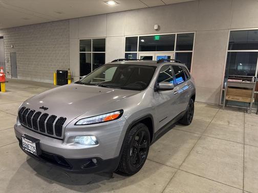 2018 Jeep Cherokee Latitude