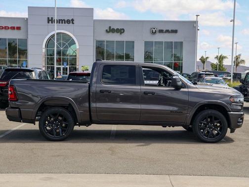 Granite Crystal Clearcoat Metallic 2026 RAM 1500 Laramie