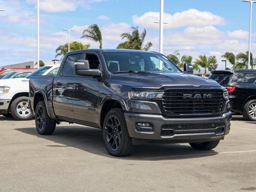 Granite Crystal Clearcoat Metallic 2026 RAM 1500 Laramie