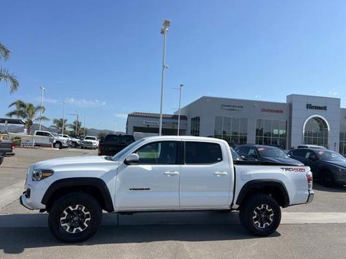 2023 Toyota Tacoma SR