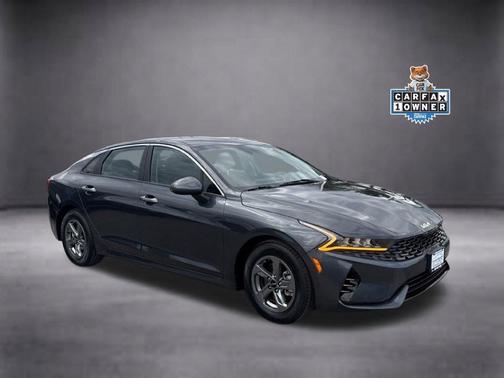 Gravity Gray 2022 Kia K5 LXS