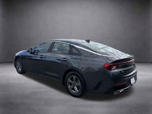 Gravity Gray 2022 Kia K5 LXS