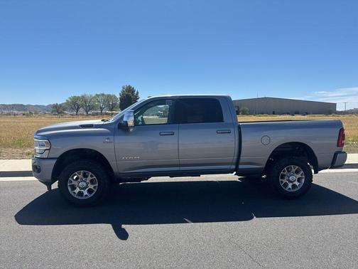 Billet Silver Metallic Clearcoat 2024 RAM 2500 Laramie