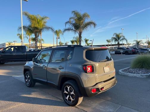 2020 Jeep Renegade Trailhawk