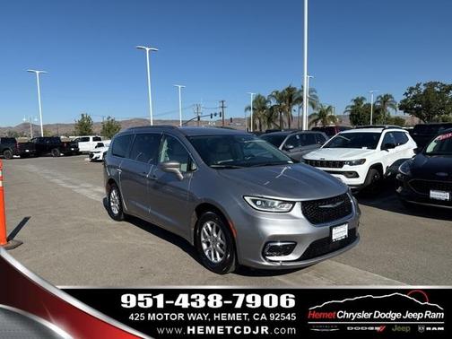 2021 Chrysler Pacifica Touring-L