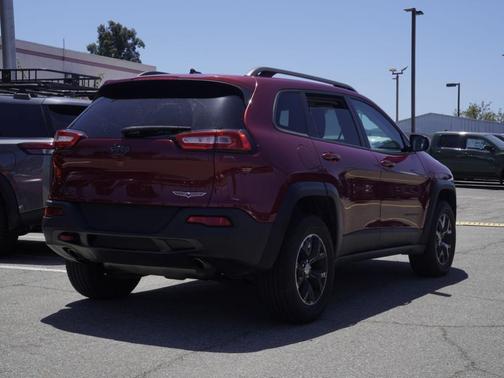 Deep Cherry Red Crystal 2015 Jeep Cherokee Trailhawk