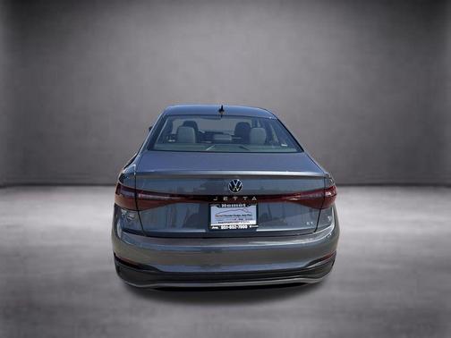 Platinum Gray Metallic 2025 Volkswagen Jetta 1.5T SE