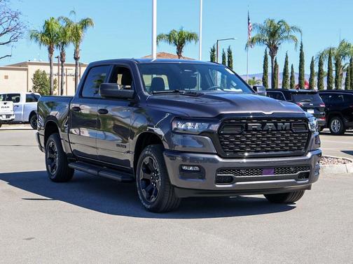 Granite Crystal Clearcoat Metallic 2026 RAM 1500 Express