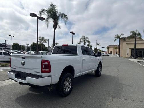 Bright White Clearcoat 2024 RAM 2500 Laramie