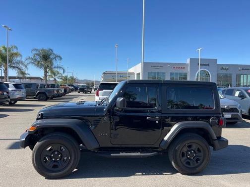 2022 Jeep Wrangler Sport