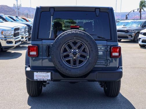 Anvil Clearcoat 2026 Jeep Wrangler Sport