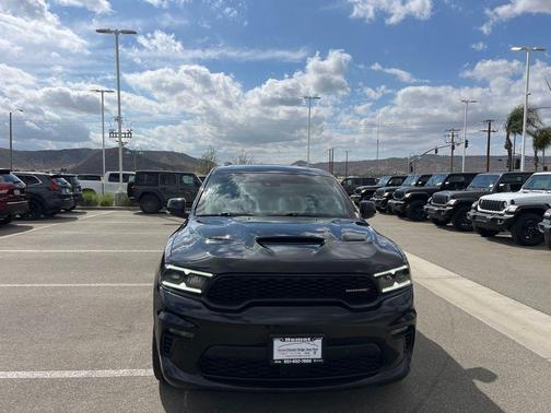 DB Black Crystal Clearcoat 2023 Dodge Durango R/T