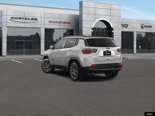 Silver Zynith 2026 Jeep Compass Latitude