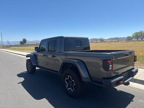 Granite Crystal Clearcoat Metallic 2022 Jeep Gladiator Rubicon