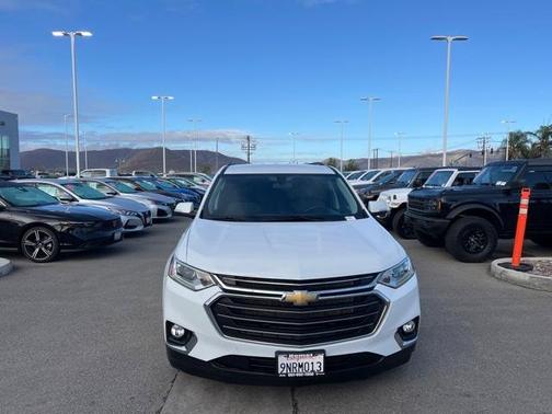 2021 Chevrolet Traverse LT Cloth