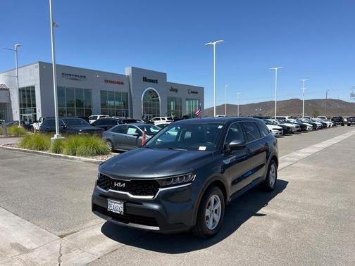 2023 Kia Sorento LX