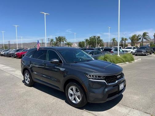 2023 Kia Sorento LX