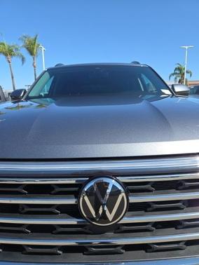 2024 Volkswagen Atlas 2.0T SE