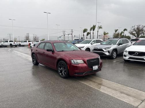 2023 Chrysler 300 Touring