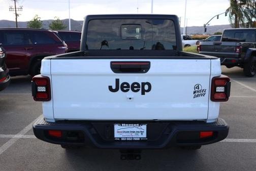 2025 Jeep Gladiator Sport