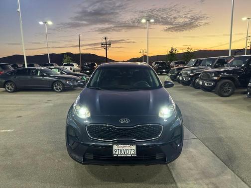 Pacific Blue 2022 Kia Sportage LX
