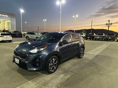 Pacific Blue 2022 Kia Sportage LX