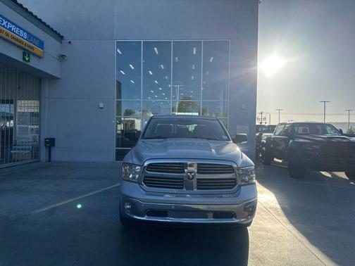 Bright Silver Clearcoat Metallic 2017 RAM 1500 Big Horn