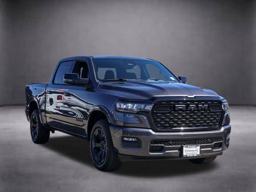Granite Crystal Clearcoat Metallic 2026 RAM 1500 Big Horn/Lone Star