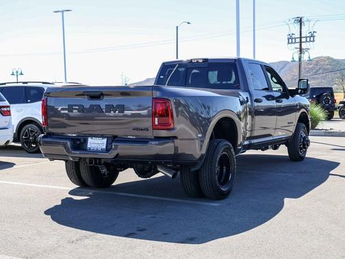 Granite Crystal Clearcoat Metallic 2026 RAM 3500 Big Horn