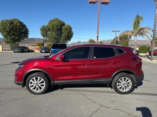2021 Nissan Rogue Sport SV