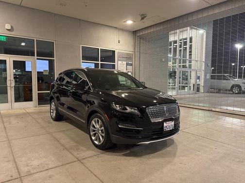 2019 Lincoln MKC Select