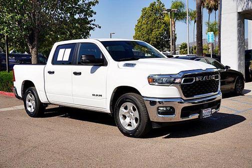 Bright White Clearcoat 2025 RAM 1500 Big Horn/Lone Star