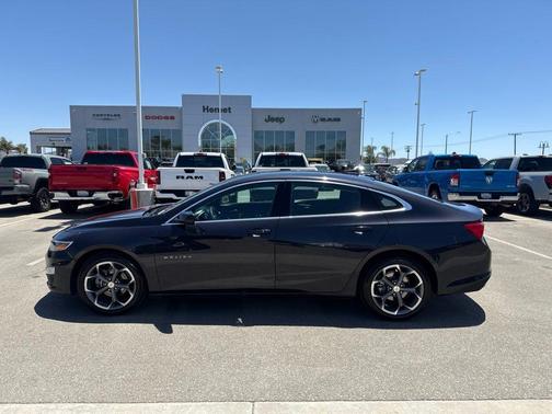 Dark Ash Metallic 2023 Chevrolet Malibu LT