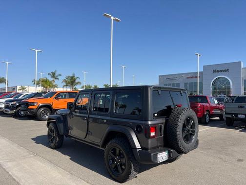 Granite Crystal Clearcoat Metallic 2021 Jeep Wrangler Unlimited Sport Altitude